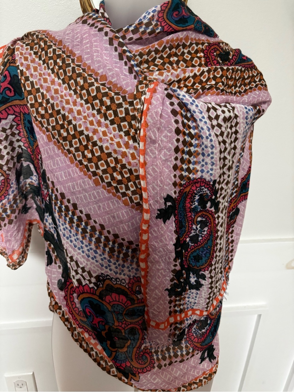 VTG - J Crew eclectic style ladies scarf